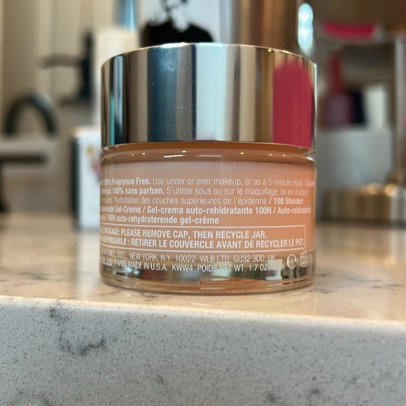 Brand new never used Clinique Moisture Surge - Picture 3 of 3